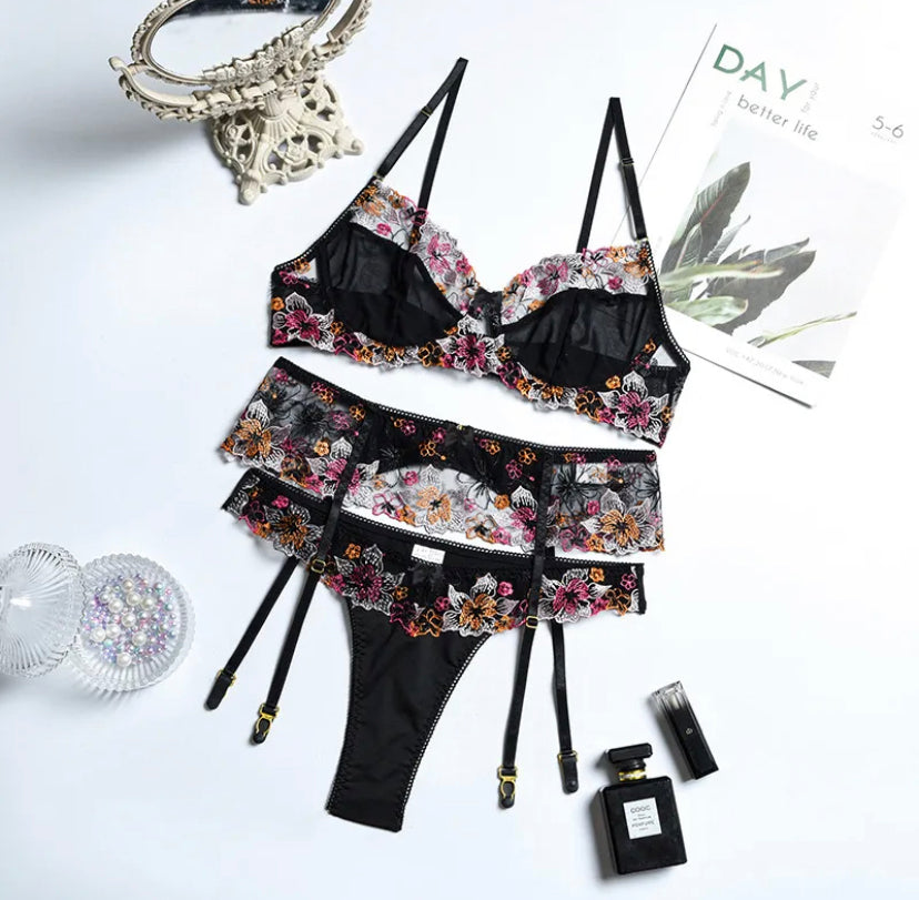 Wildflower - 3 Piece Luxury Sexy Floral Lingerie Set for Women The Garment London Wildflower - 3 Piece Luxury Sexy Floral Lingerie Set for Women The Garment London