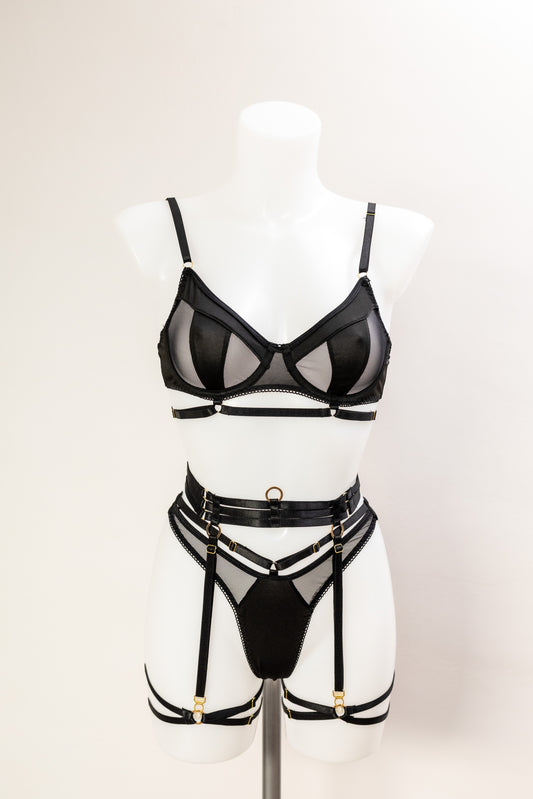 The Garment London Luxury & sexy lingerie in a nudity free environment The Garment London Luxury & sexy lingerie in a nudity free environment